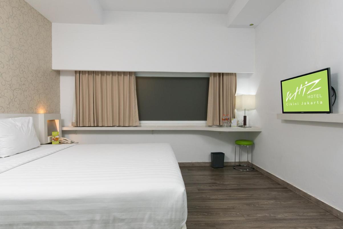 Whiz Hotel Cikini Giacarta Esterno foto